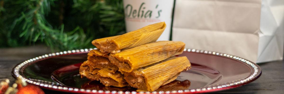 TRES DEL MES} Tamales, Traditions, and Toy Drives - Lola's Cocina